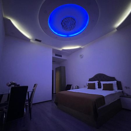 Hotel Fleur Yerevan Exterior foto