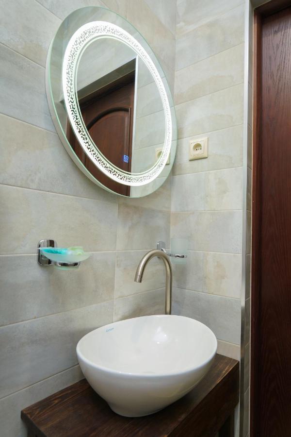 Hotel Fleur Yerevan Exterior foto