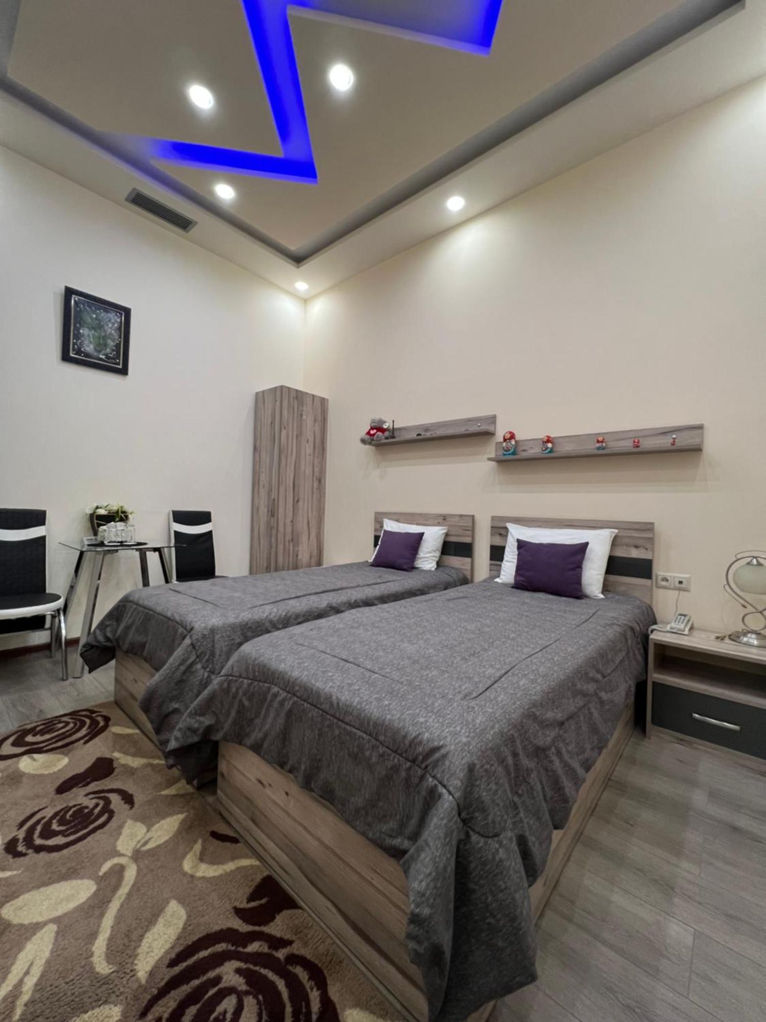 Hotel Fleur Yerevan Exterior foto